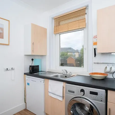 Centrally Located 2bed Flat With Free Parking شقة إدنبرة