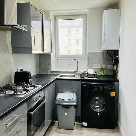 Lägenhet Simple 2bed Flat In Edinburgh.