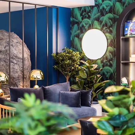 Adagio Royal Mile 4*