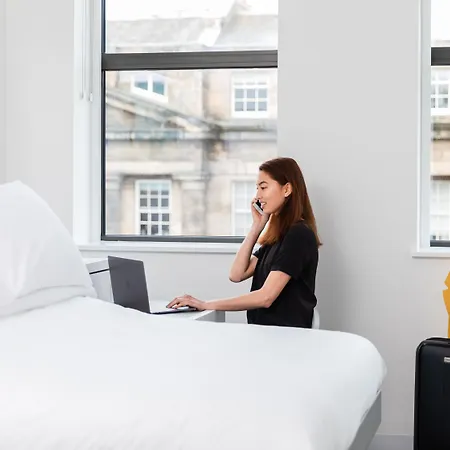 Отель Yotel 4*