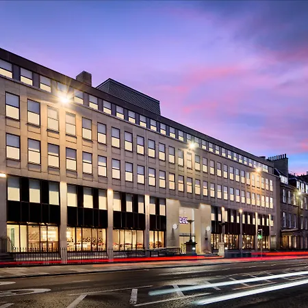 Hotel Yotel 4*