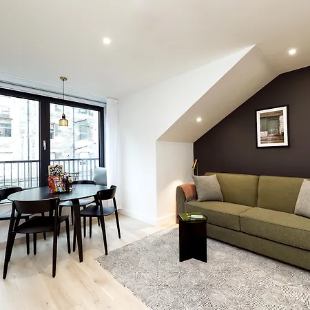 Wilde Grassmarket Aparthotel 4*