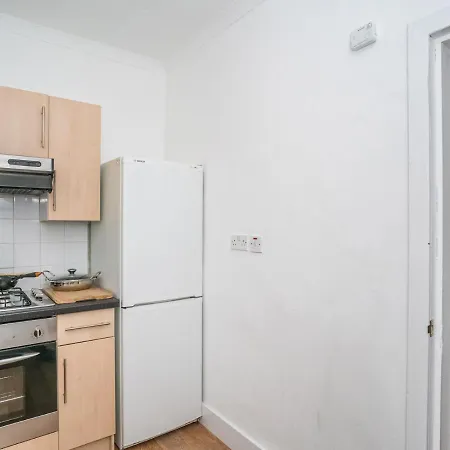 Centrally Located 2bed Flat With Free Parking Edimburgo