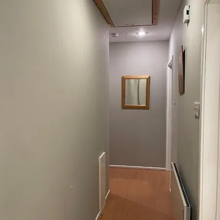 One Bedroom Websters Land Flat - Grassmarket