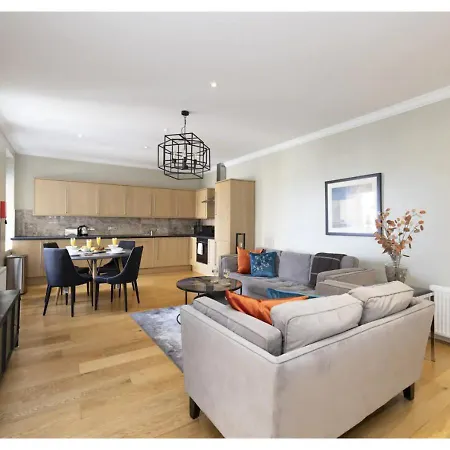 Royal Mile By Joivy Эдинбург