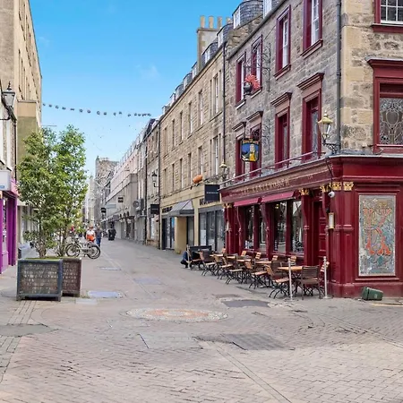 Daire Joivy Modern Flat On Rose Street