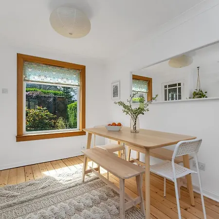 Vakantiehuis Cozy With Character Cheerful With Garden At Leith Links Park