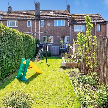 Nyaraló Cozy With Character Cheerful With Garden At Leith Links Park *