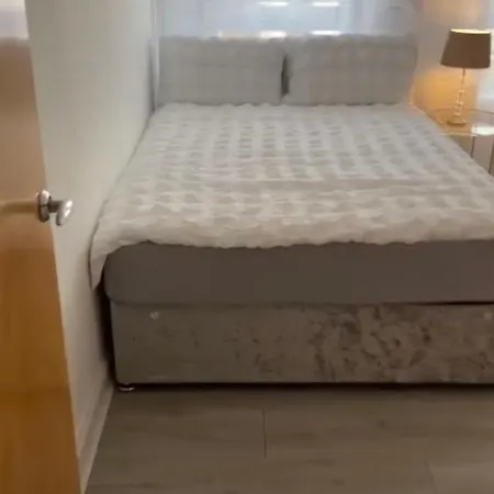 Flat On The Shore * Edimburgo