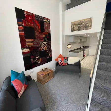 Out Of This World Apartamento Edimburgo