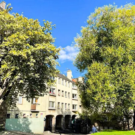 Apartment Charming Old Town 2 Bed Apt, 2mins From Royal Mile Edinburgh