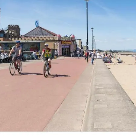 ホテル Ellwyn House