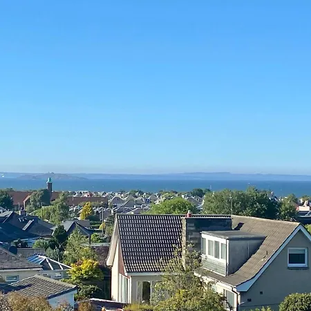 ホテル Ellwyn House