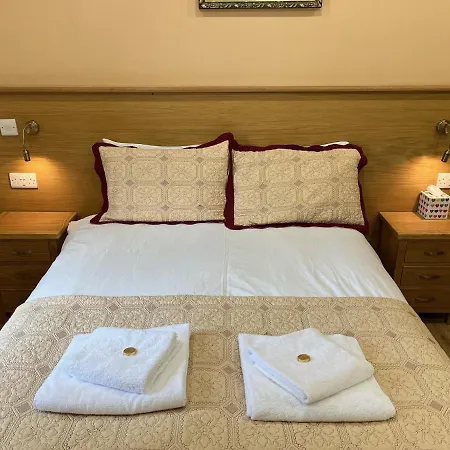 Cumberland Hotel