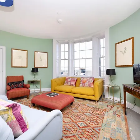 Joivy Inviting Flat At The Heart Of *