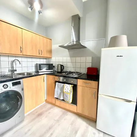 Cozy 1 Bedroom Tenement Flat Apartment Edinburgh