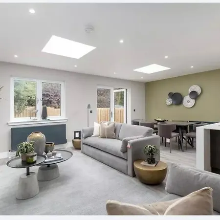 Prázdninový dům Festival And *