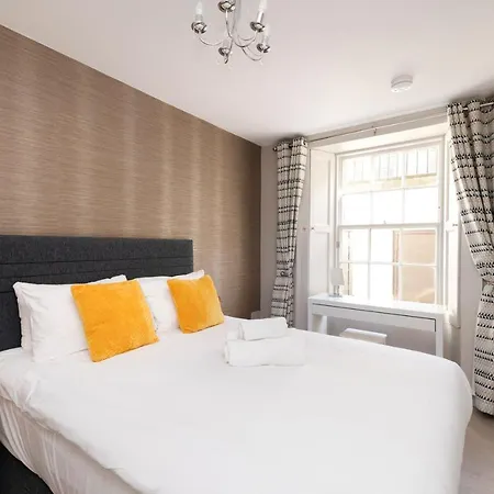 Joivy Splendid Flat Near Castle Edinburgh