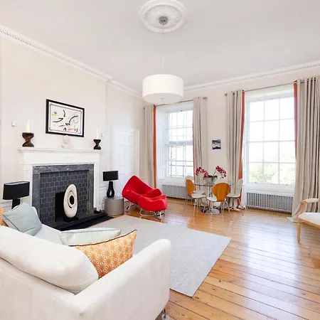 Joivy Contemporary Flat In The New Town *