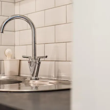 Apartamento Downtown And 1 Bed In Edimburgo