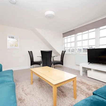 Apartment Altido View In Town - Castle View Edinburgh