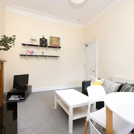 Altido Inviting 2-bed Apt In Stockbridge