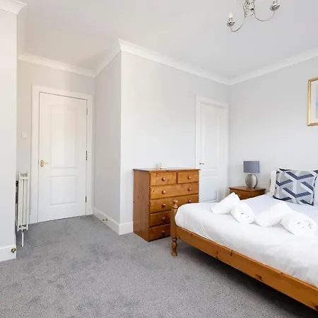 Apartmán Joivy Modern Flat With Free Parking