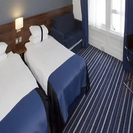 Piries Hotel 3*