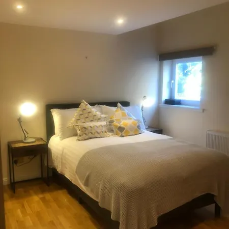 Apartamento Private Parking 2 Bed 2 Bath