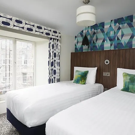 Cairn & Aparthotel 3*