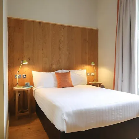 Cairn & 3* Edimburgo