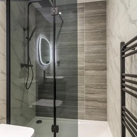 度假居 Festival And 爱丁堡