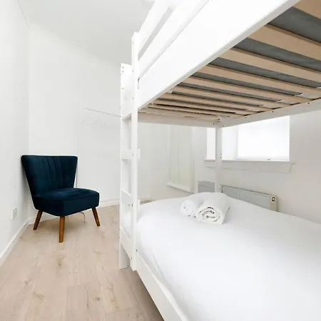 Altido Gorgeous Old Town Flat
