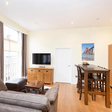 아파트 Joivy 1 Bed Flat In Old Town, Next To St Giles Cathedral