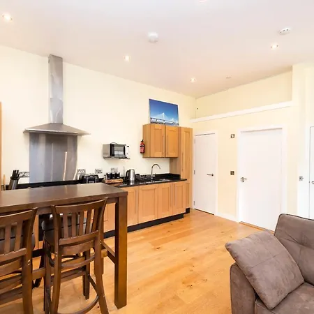 Joivy 1 Bed Flat In Old Town, Next To St Giles Cathedral Apartamento Edimburgo
