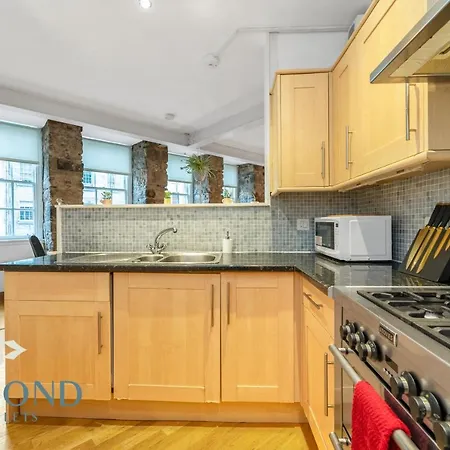 Appartement 1 Bed Apartment, Royal Mile - Diamond Short Lets *