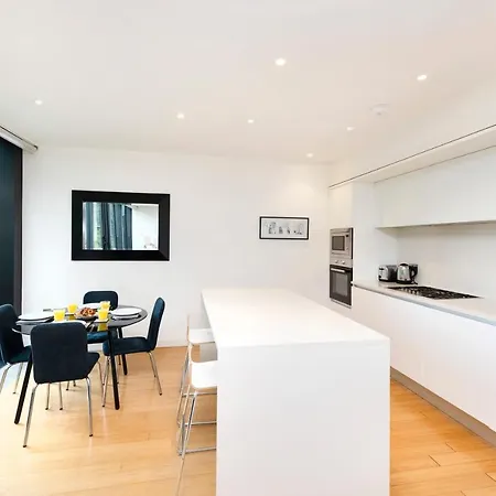 Altido Elegant Flat Near The Meadows With Parking Apartment *