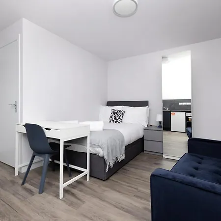 Altido Elegant Near The Meadows Апартаменты