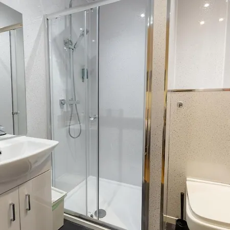 New 2 Bed With Stunning Views Of Arthur Seat Mountain Lejlighed
