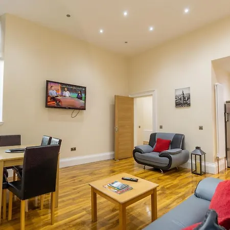 New 2 Bed With Stunning Views Of Arthur Seat Mountain Apartmán