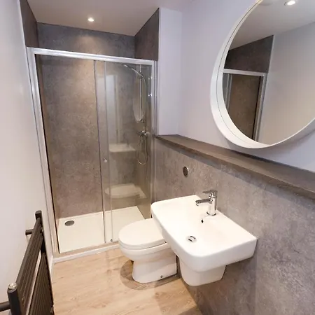 Altido Elegant Near The Meadows Апартаменты *