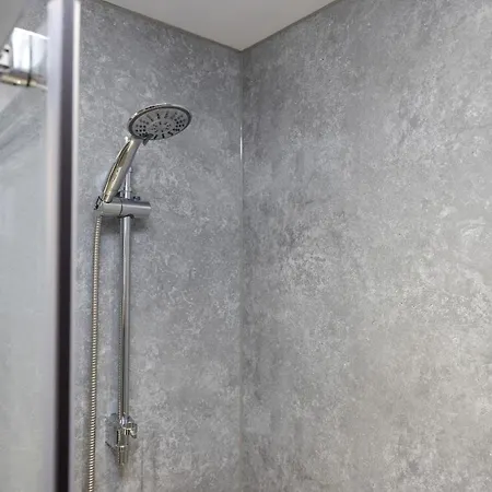 Altido Elegant Near The Meadows