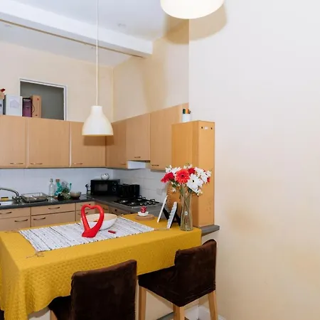 Apartment Spacious 4 Bedroom Near The Meadowsold Town Edinburgh