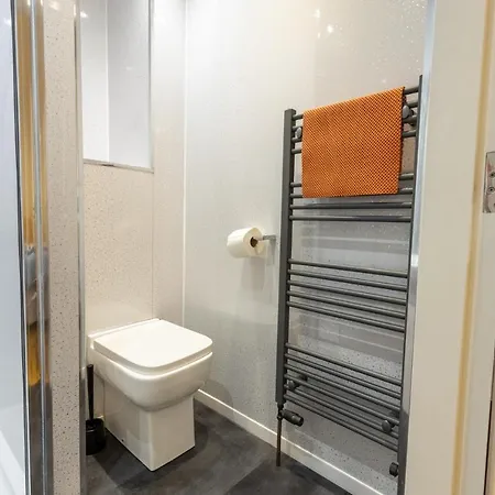 New 2 Bed With Stunning Views Of Arthur Seat Mountain Lejlighed *