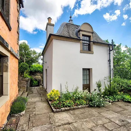 Rock House - Photographer's - Historic Gem In The Heart Of The