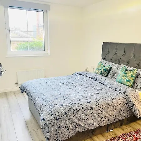 Superb 2 Bedroom With Free Parking * 爱丁堡