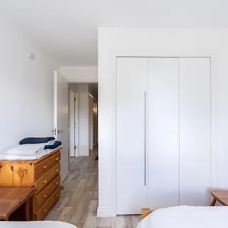 Pilrig Flat: A Lovely 5-bed With A Lift アパート *