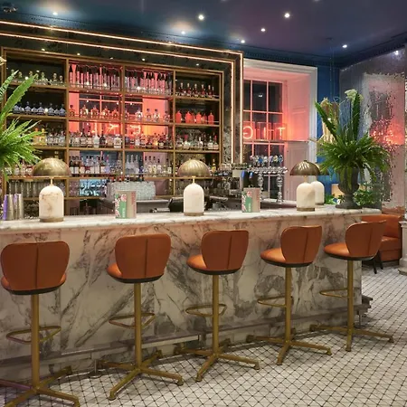 Tigerlily Hotel