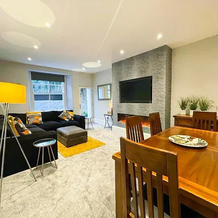 2bed, Private Garden & Fireplace, Near Water Of Leith Apartment *