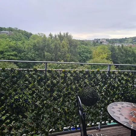 Apartament Lovely 1 Bedroom Near The Center